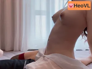 Làm tình gấu trung vú trắng tròn